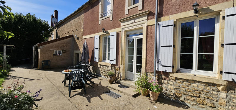 Maison de village - 138 m² - 5 pièces