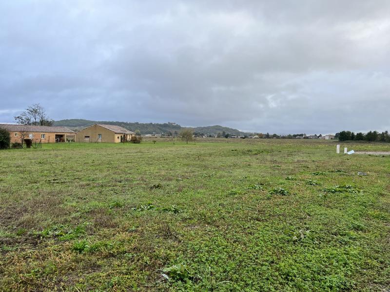 Terrain - 881 m²