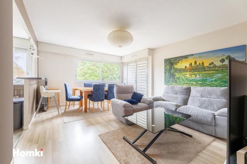 Appartement - 85 m² - 4 pièces