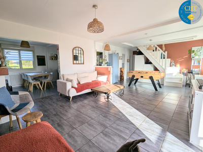 Maison - 122 m² - 6 pièces