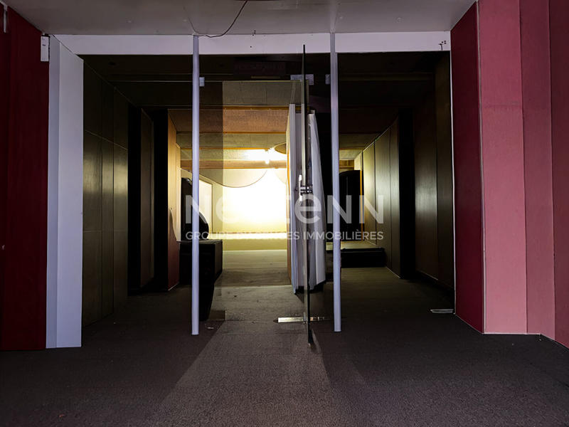 Local commercial - 300 m²