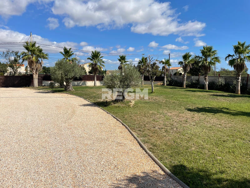 Mas - 260 m² - 6 pièces