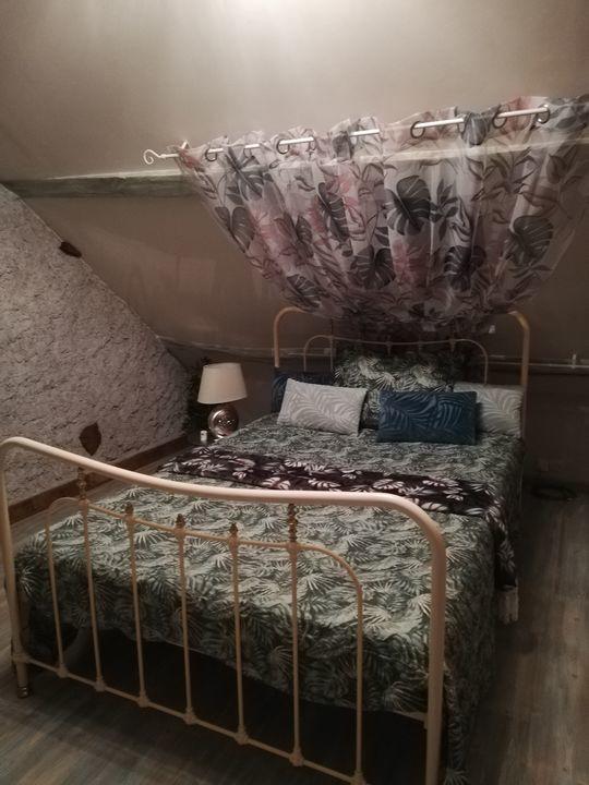 Corps de ferme - 400 m² - 10 pièces