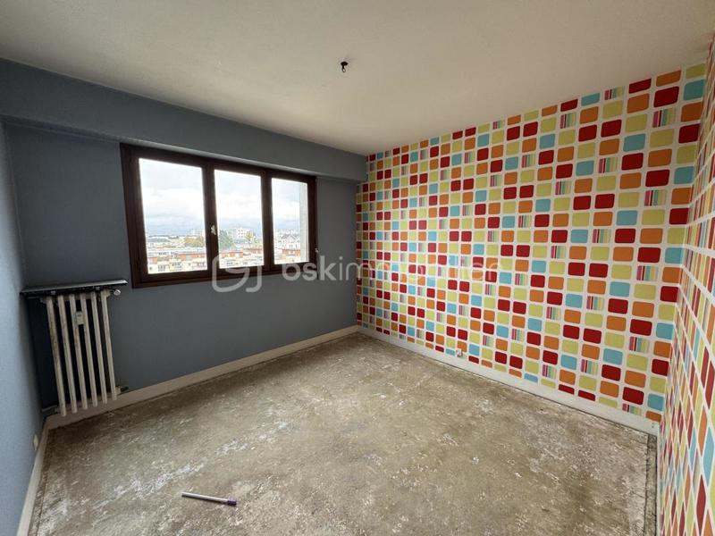 Appartement - 94 m² - 4 pièces