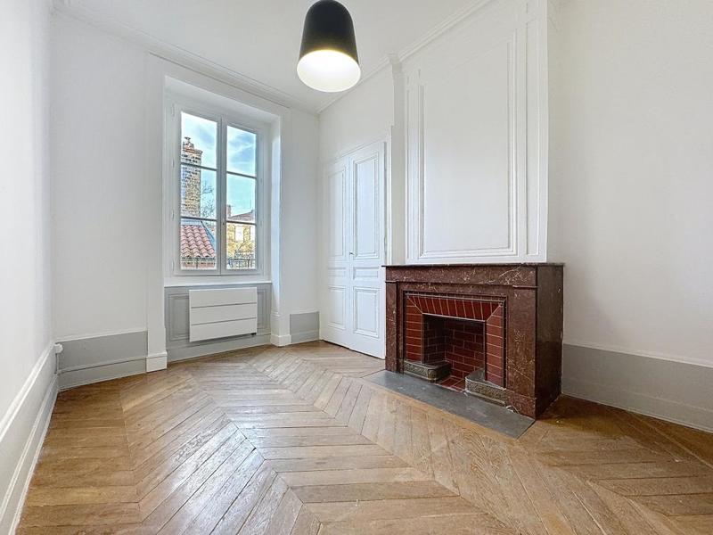 Immeuble - 925 m² - 15 pièces