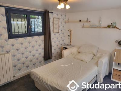 Chambre - 12 m² - 1 pièce