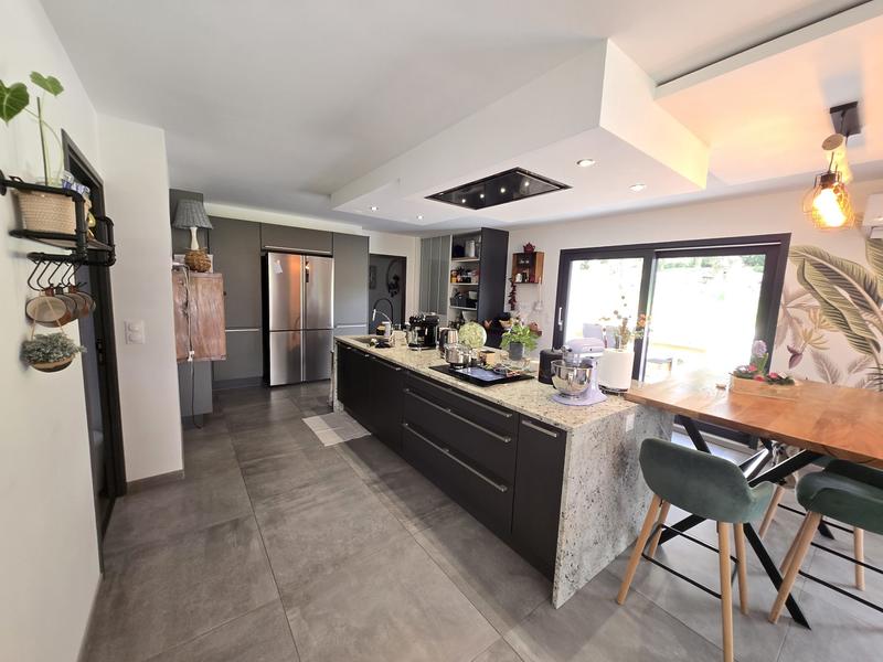 Maison contemporaine - 141 m² - 5 pièces