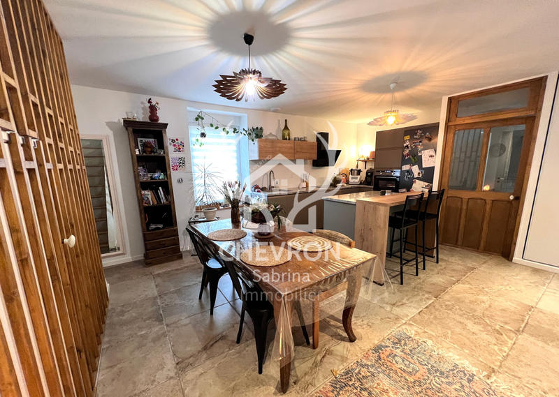 Maison - 87 m² - 4 pièces