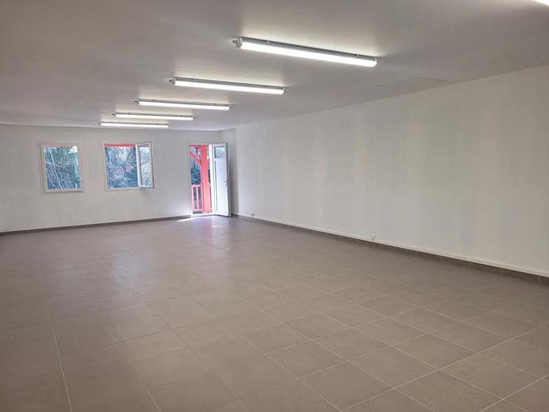 Bureau - 90 m² - 2 pièces