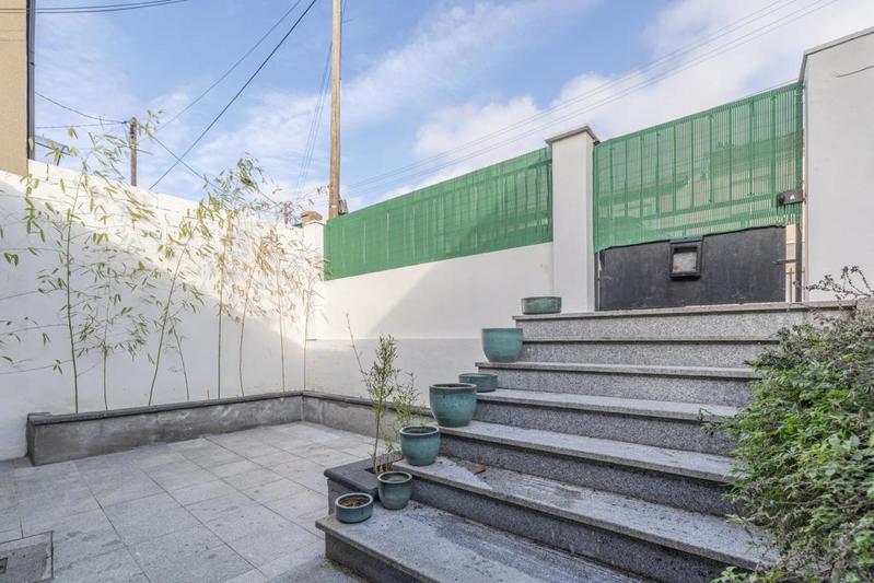 Maison de ville - 100 m² - 5 pièces