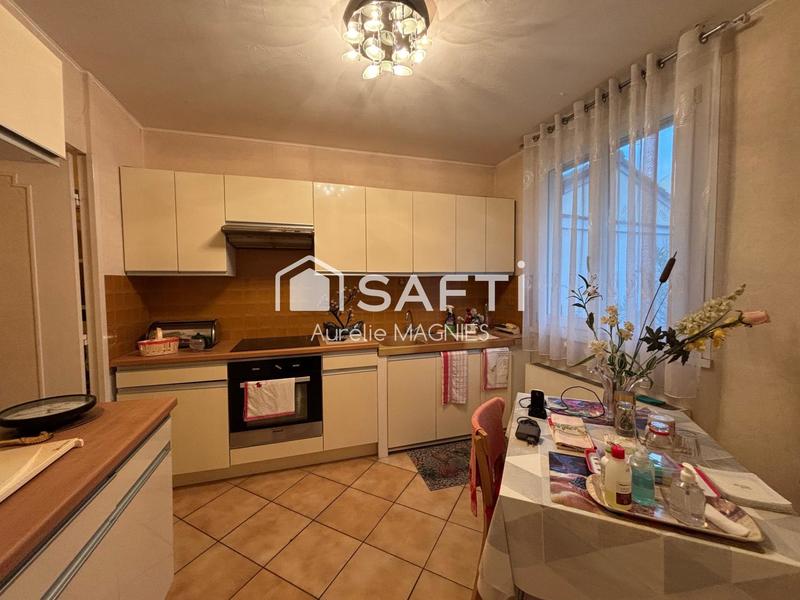 Maison - 92 m² - 4 pièces