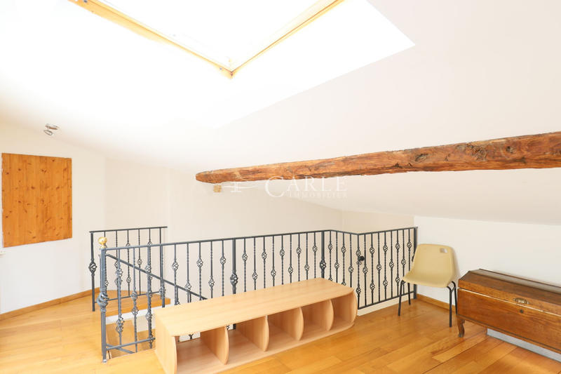 Maison - 208 m² - 7 pièces