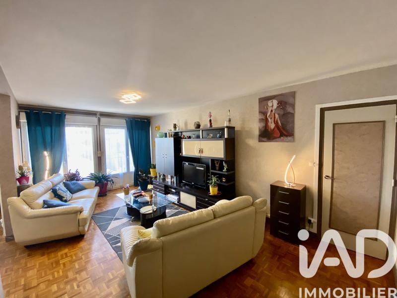 Appartement - 94 m² - 5 pièces