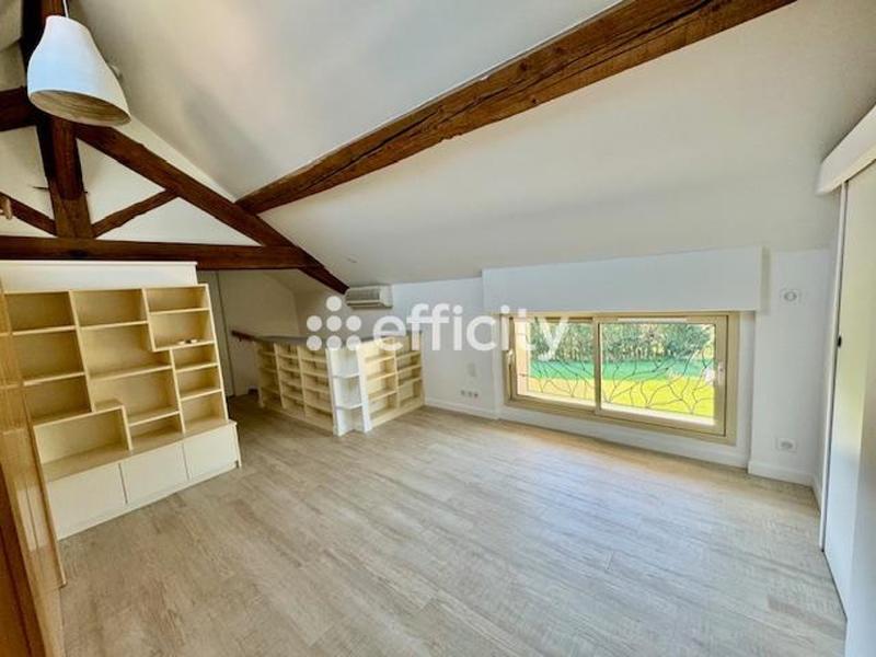 Maison - 130 m² - 7 pièces