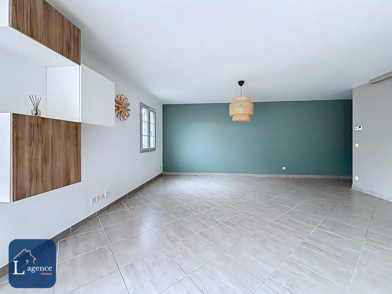 Maison - 140 m² - 5 pièces