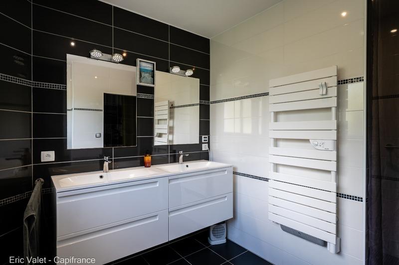 Villa - 230 m² - 6 pièces