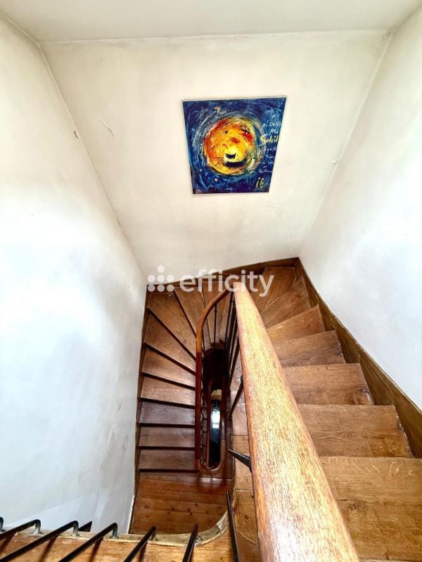 Maison - 130 m² - 7 pièces