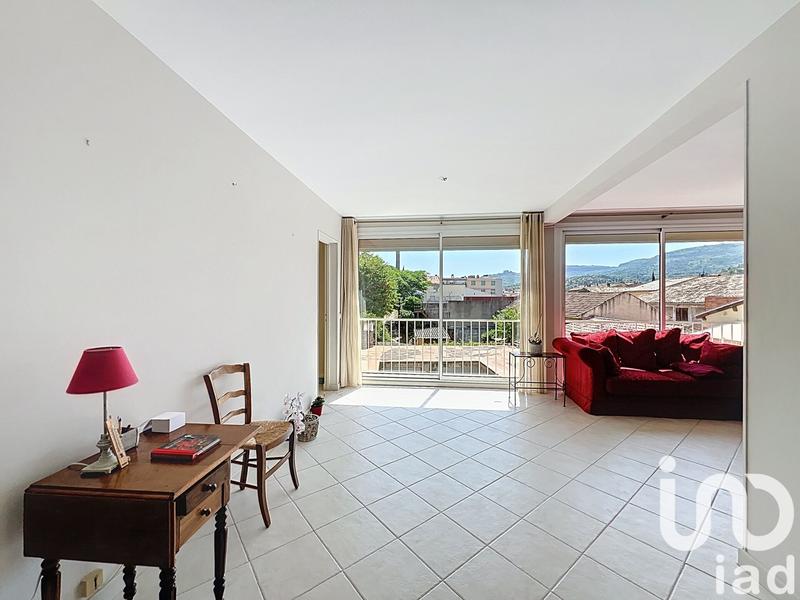 Appartement - 74 m² - 3 pièces