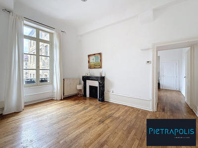 Appartement - 94 m² - 4 pièces