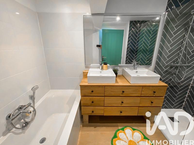 Maison - 80 m² - 4 pièces