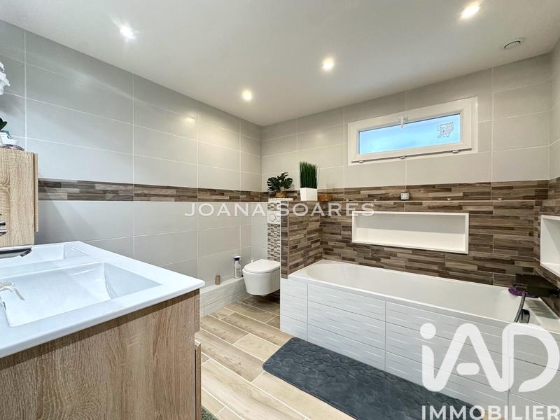 Maison - 117 m² - 5 pièces