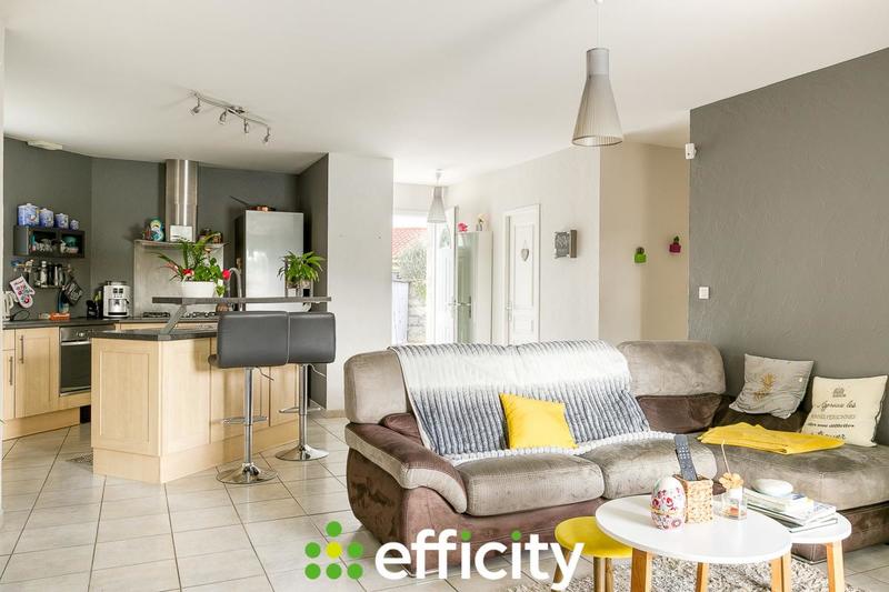 Maison - 90 m² - 4 pièces