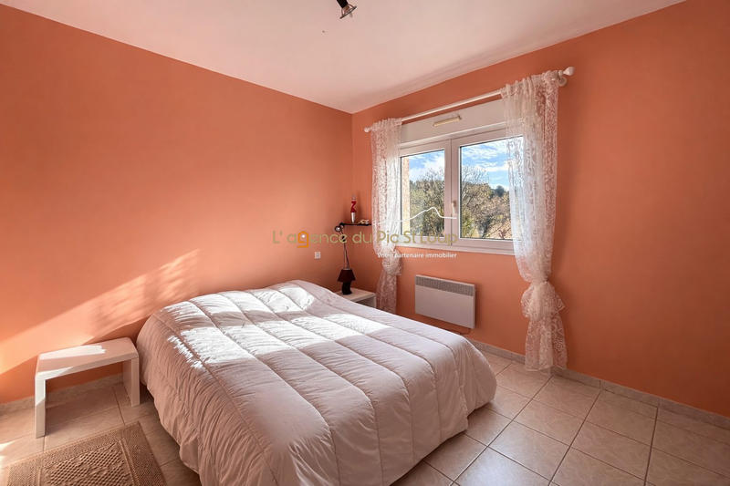 Maison traditionnelle - 217 m² - 5 pièces