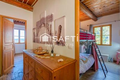 Maison - 128 m² - 5 pièces