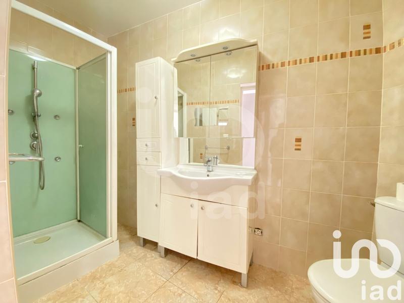 Maison - 200 m² - 8 pièces