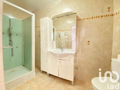 Maison - 200 m² - 8 pièces