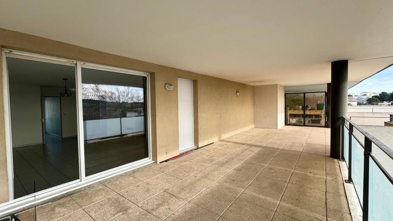 Appartement - 76 m² - 3 pièces