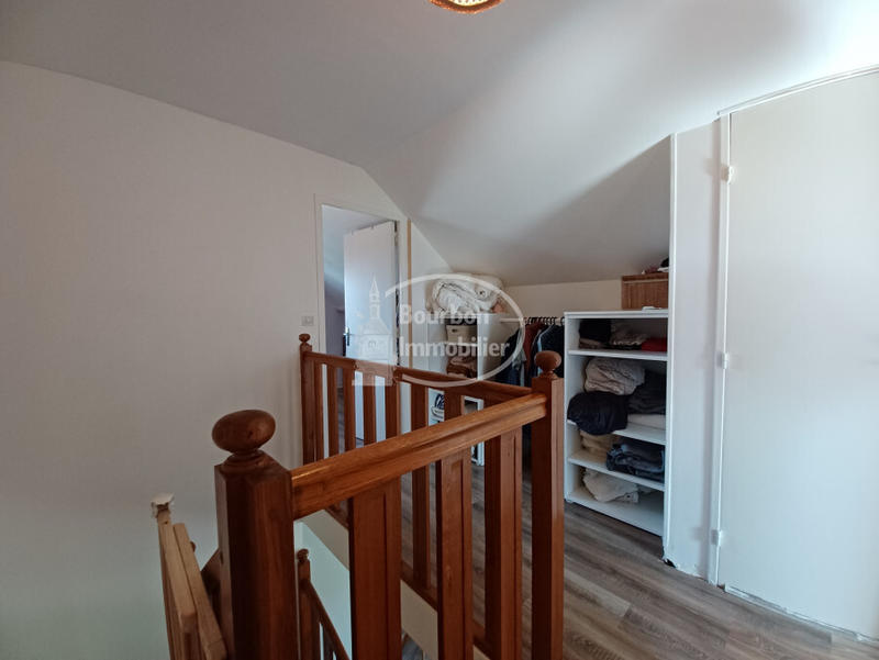 Maison - 96 m² - 5 pièces