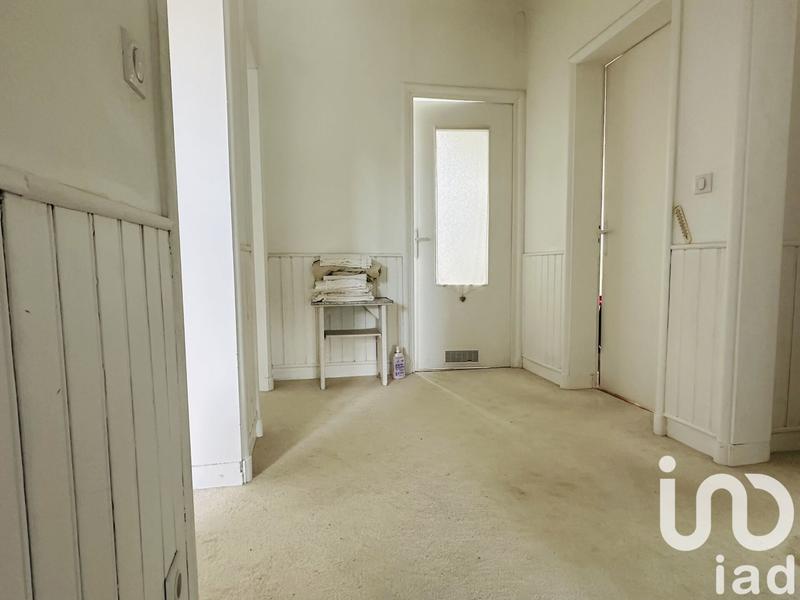 Maison - 212 m² - 9 pièces