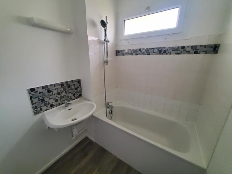 Appartement ancien - 63 m² - 3 pièces