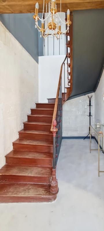 Maison - 190 m² - 9 pièces