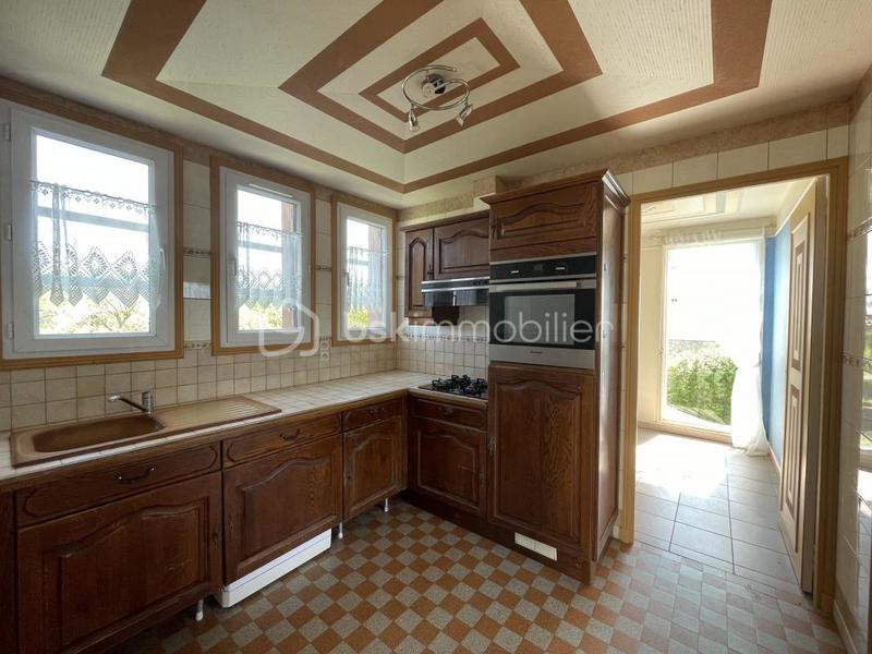 Maison - 83 m² - 5 pièces