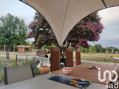 Maison - 225 m² - 10 pièces