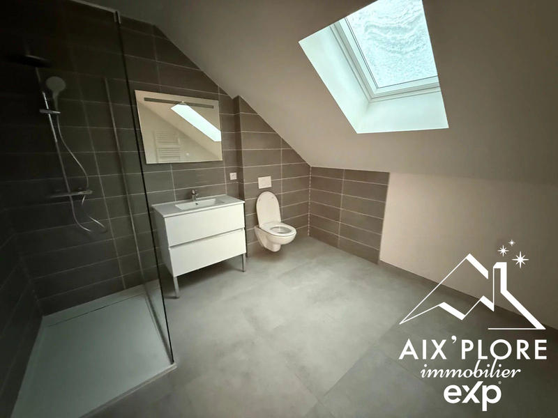 Maison - 98 m² - 4 pièces