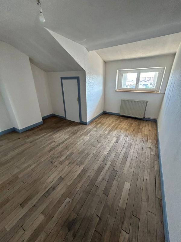 Immeuble - 208 m² - 12 pièces