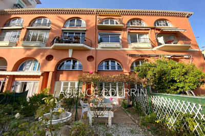 Appartement - 84 m² - 3 pièces