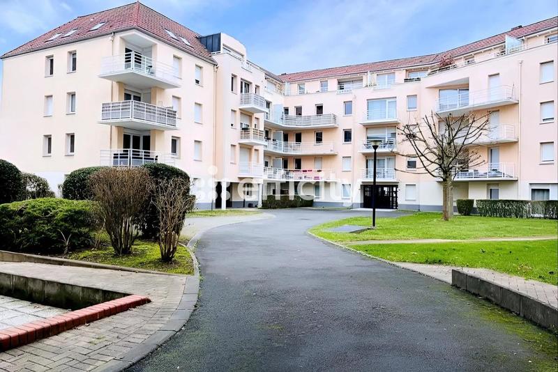 Appartement - 93 m² - 4 pièces