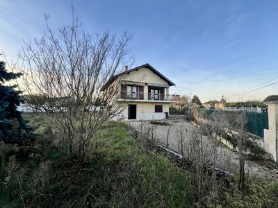 Maison - 138 m² - 5 pièces