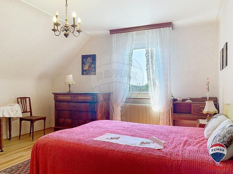 Propriété - 170 m² - 7 pièces