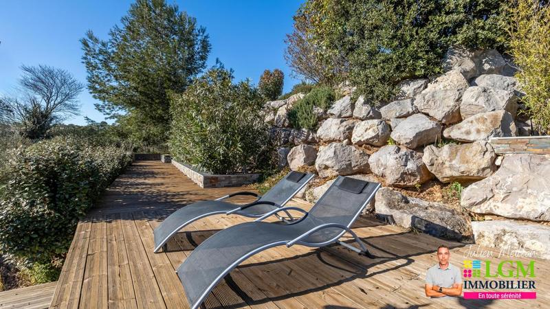 Villa - 250 m² - 5 pièces