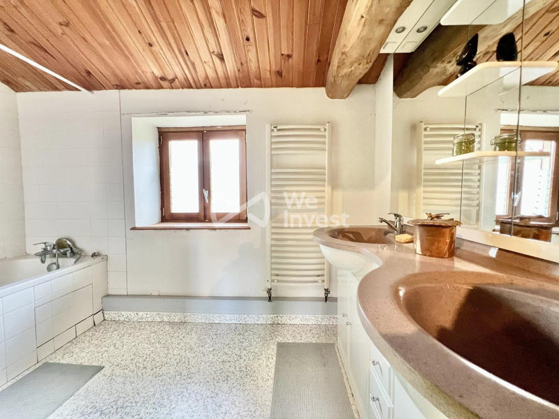 Maison - 262 m² - 14 pièces