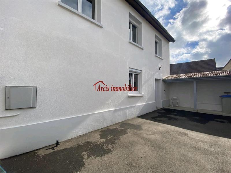 Maison - 122 m² - 5 pièces
