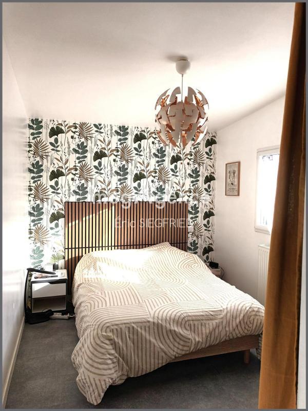 Maison - 99 m² - 5 pièces