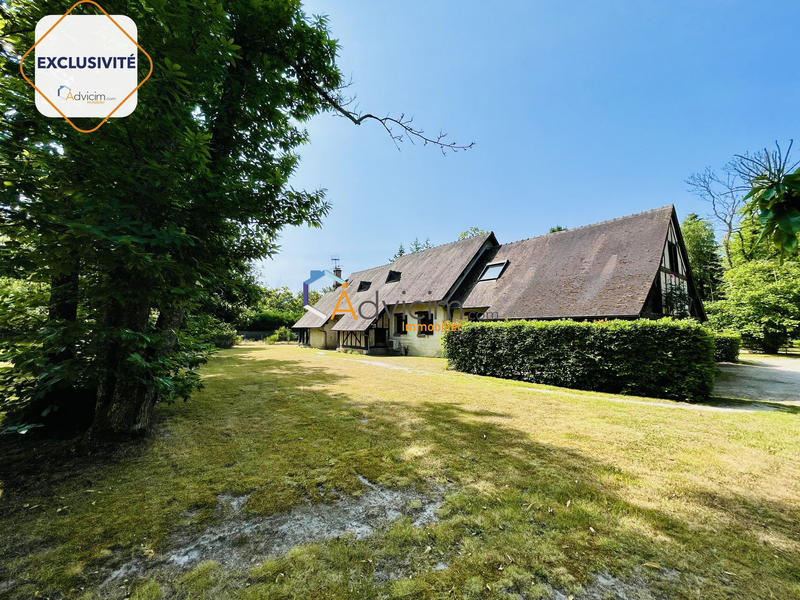 Maison - 217 m² - 8 pièces