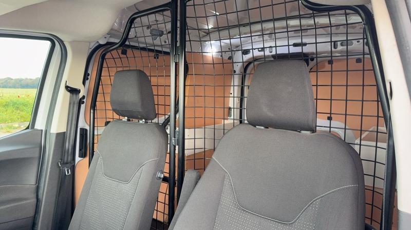 Ford transit courier 1.5 TDCi 75 Trend