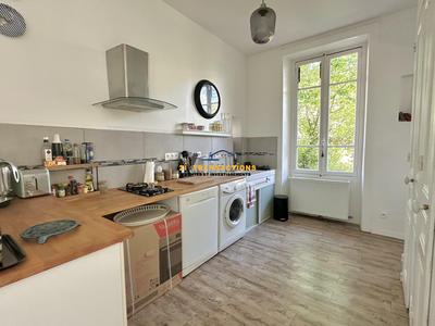 Maison - 170 m² - 10 pièces